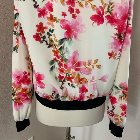 Sanctuary Bomber Floral Jacket Size Medium - Picture 6 of 8